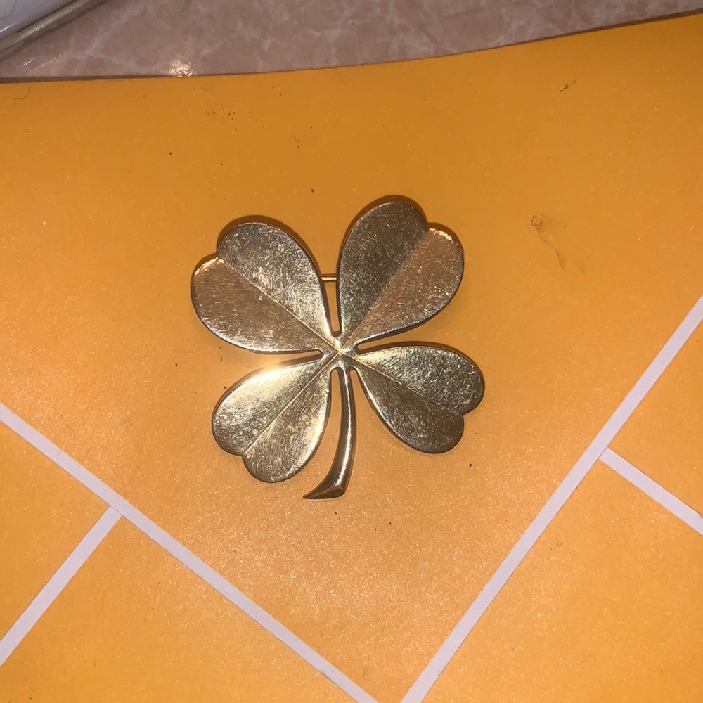 Vintage FOUR LEAF CLOVER